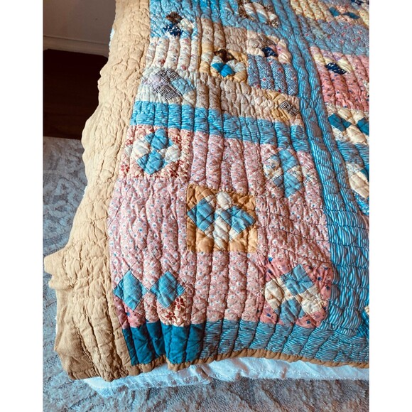 Quilt vintage twin size hand stitched 72 x 87 patchwork - Picture 12 of 12